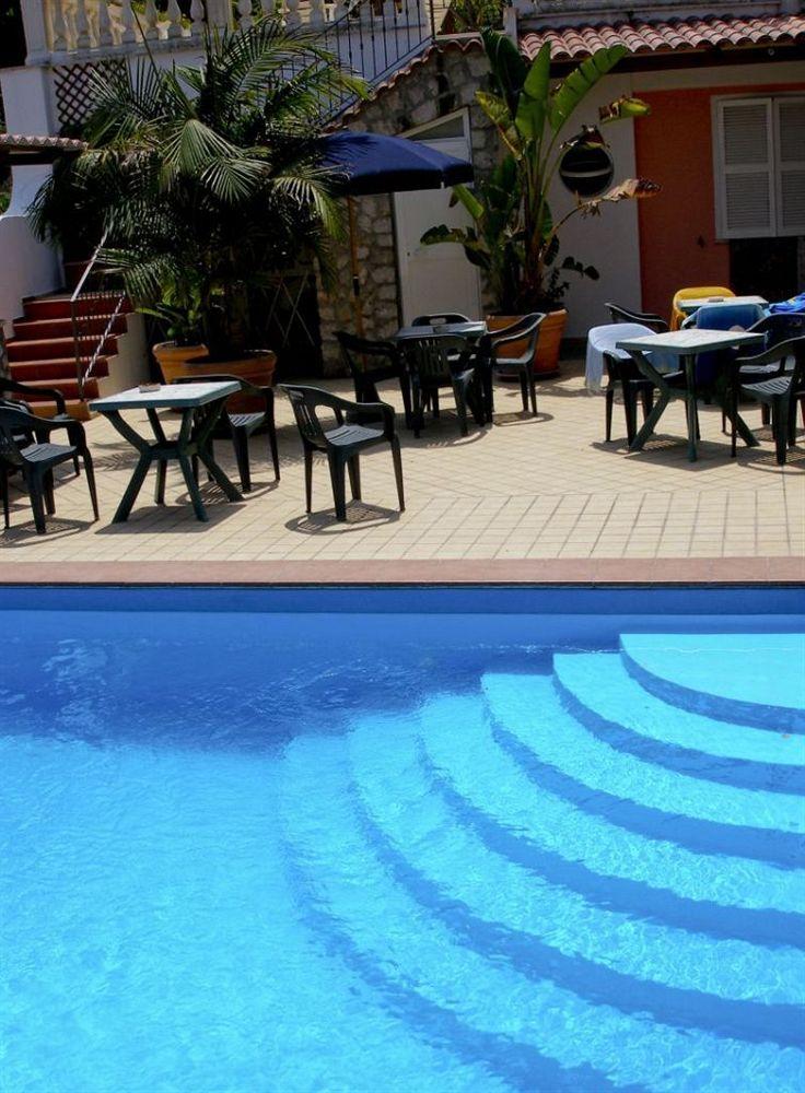 Il Nespolo Hotel 3*