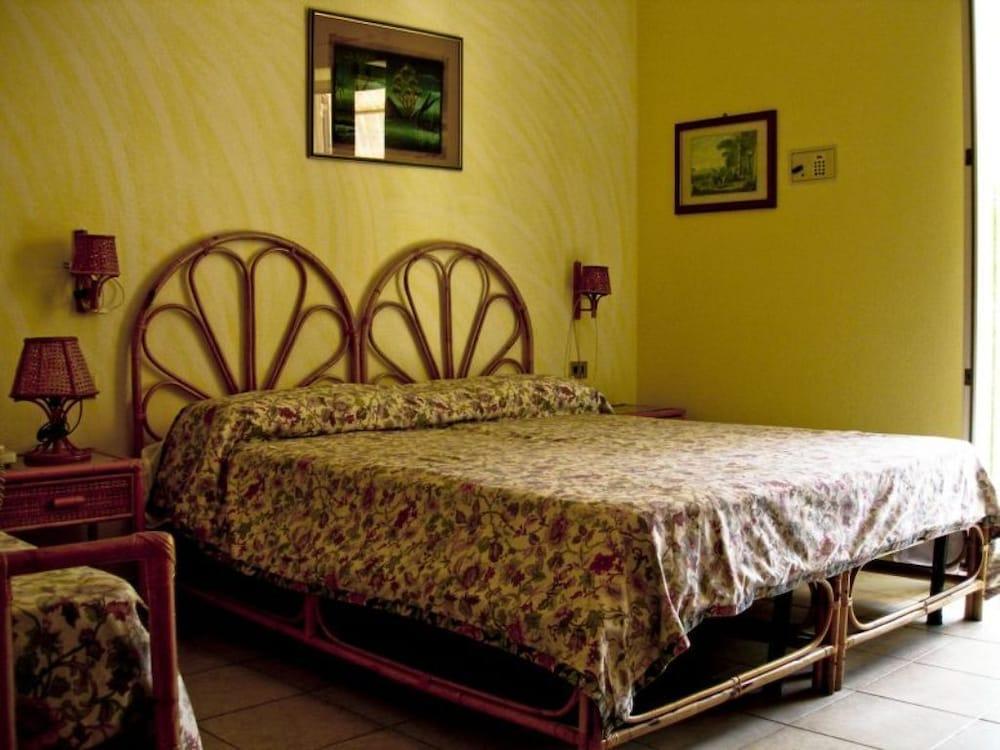 Il Nespolo 3*